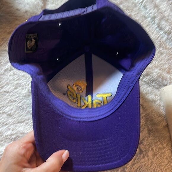 Takis hat - Picture 5 of 7